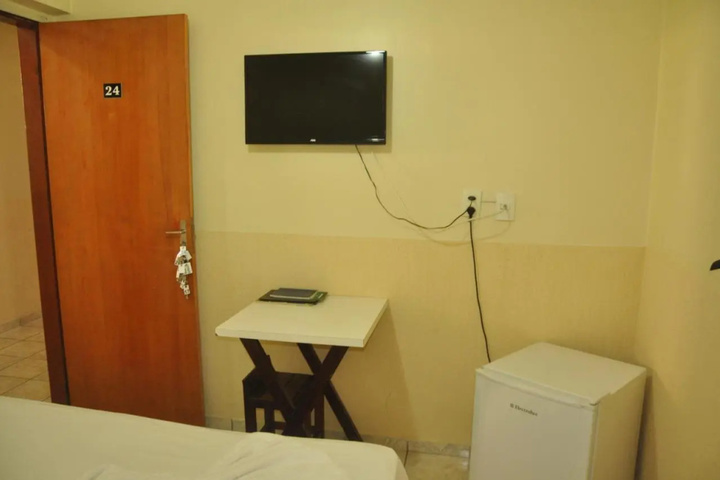 Room 3 of 11