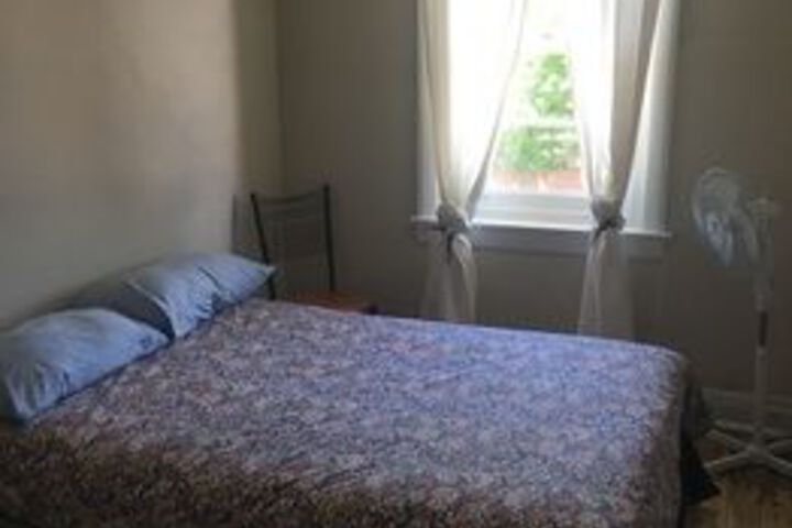 Room 2 of 16