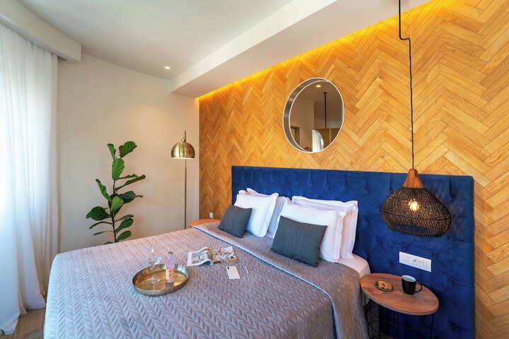 Room 9 of 54