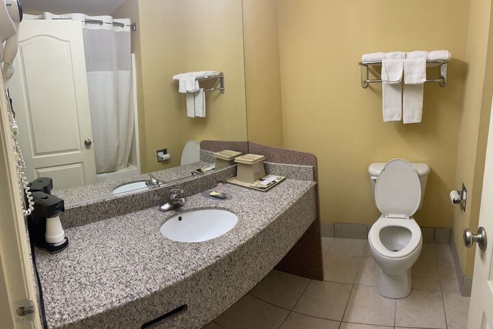 Room 14 of 17