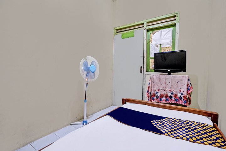 Room 10 of 25