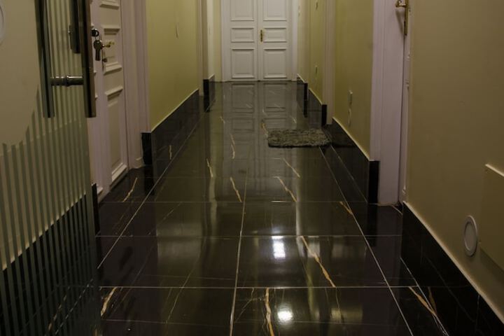 Hotel 2 of 34