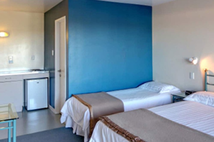 Room 6 of 44