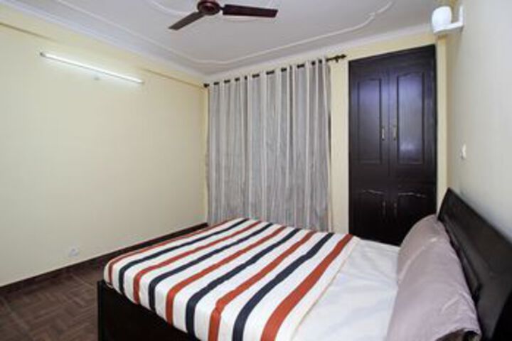 Room 12 of 31