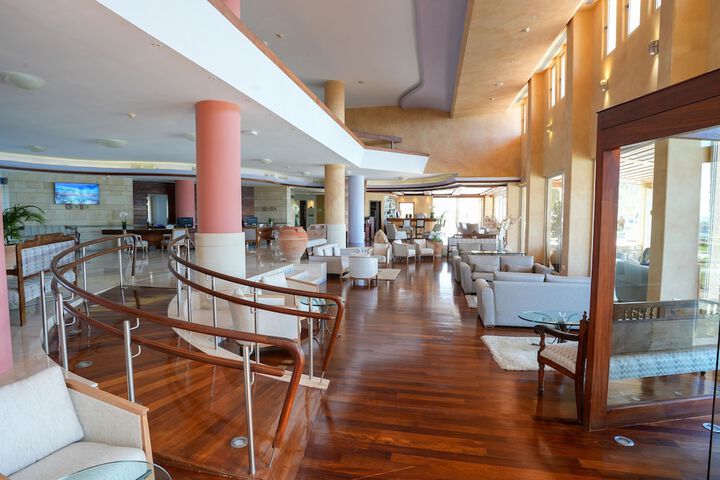 Lobby Photos