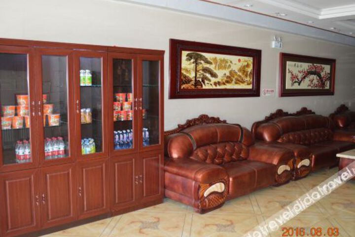 Hotel Interior 4 of 26