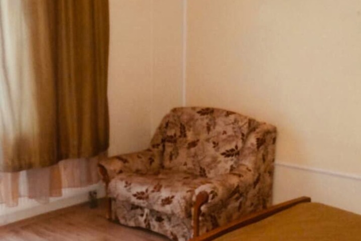 Room 9 of 20