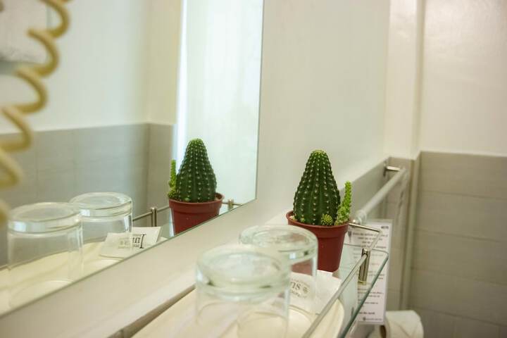 Room 25 of 35