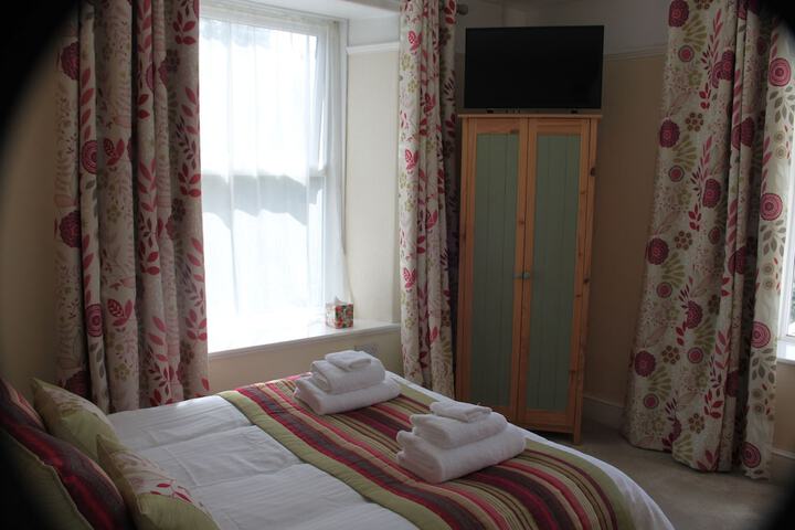 Room 40 of 50