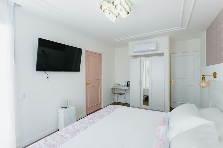 Room 26 of 50
