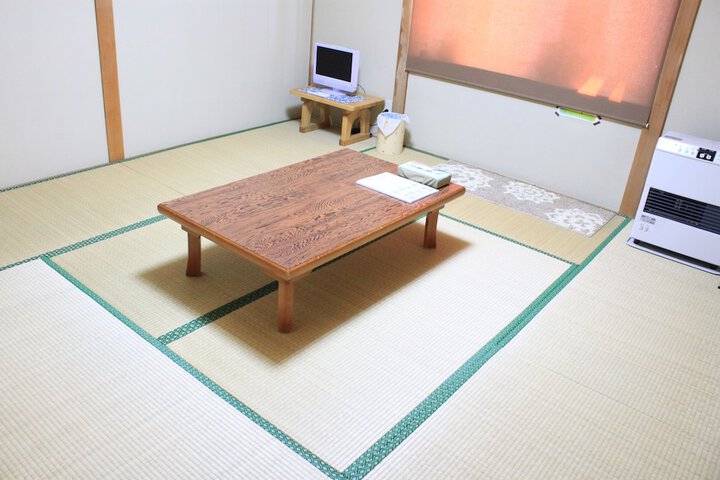 Room 12 of 91
