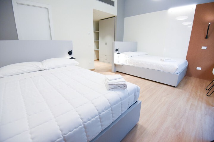 Room 19 of 73