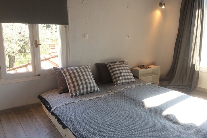 Room 9 of 47