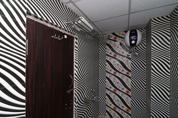Room 18 of 39