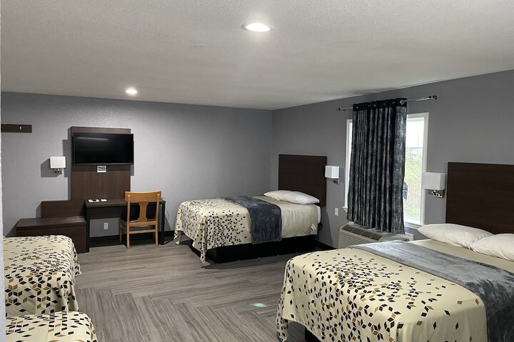 Room 34 of 42