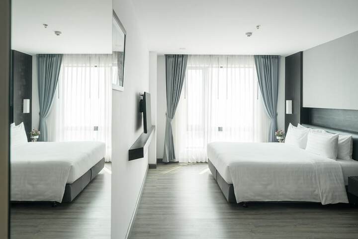 Room 31 of 74