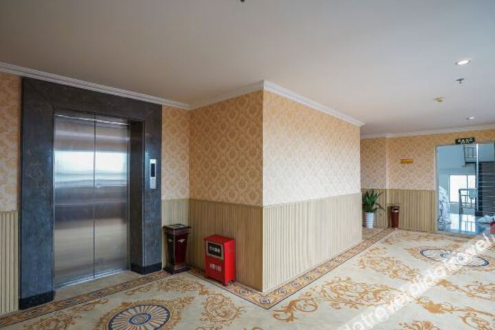 Hotel Interior 10 of 44