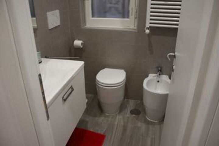 Room 3 of 13
