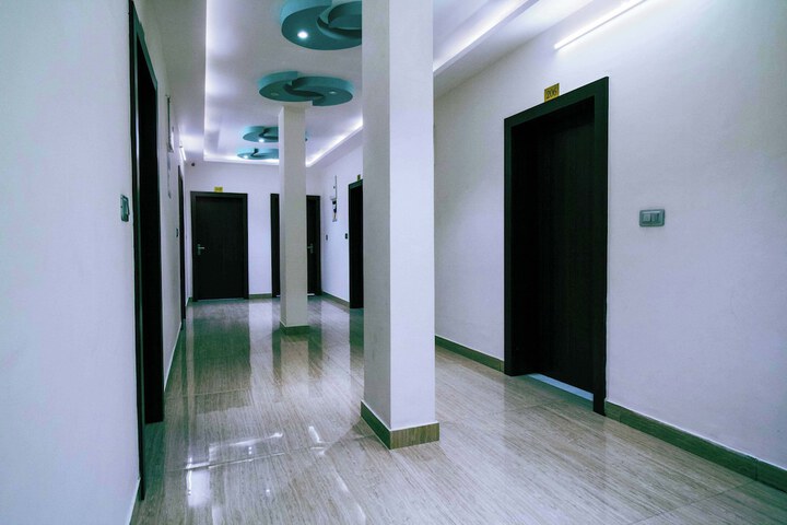 Hotel Interior 5 of 37