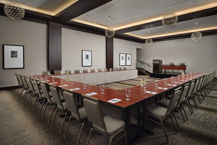 Meeting facility