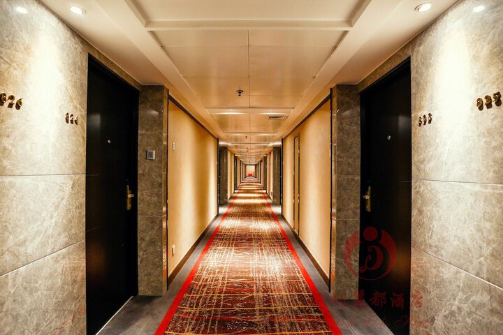Ballroom/Hall 30 of 33