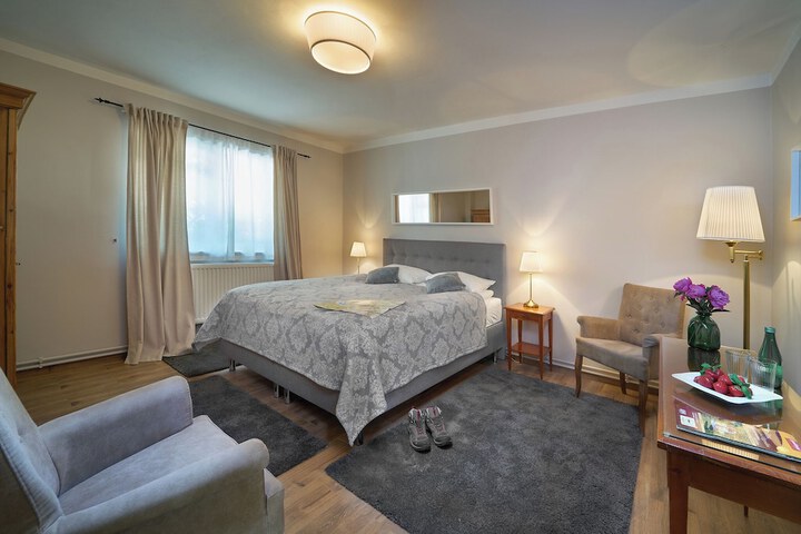 Room 17 of 57