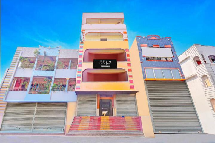 Photo of Collection O Clock Centre Chirala