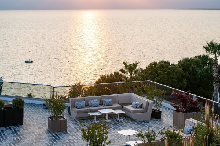 Terrace/Patio 371 of 400