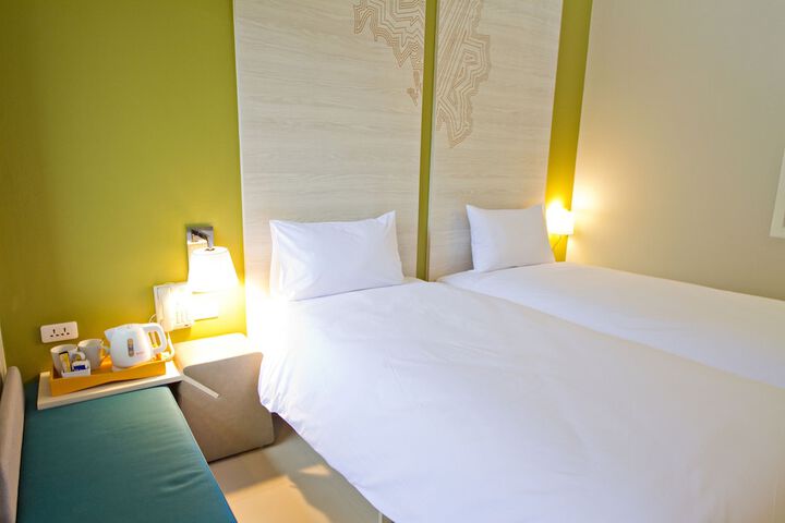 Room 9 of 55