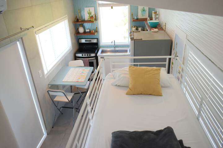 Room 26 of 172