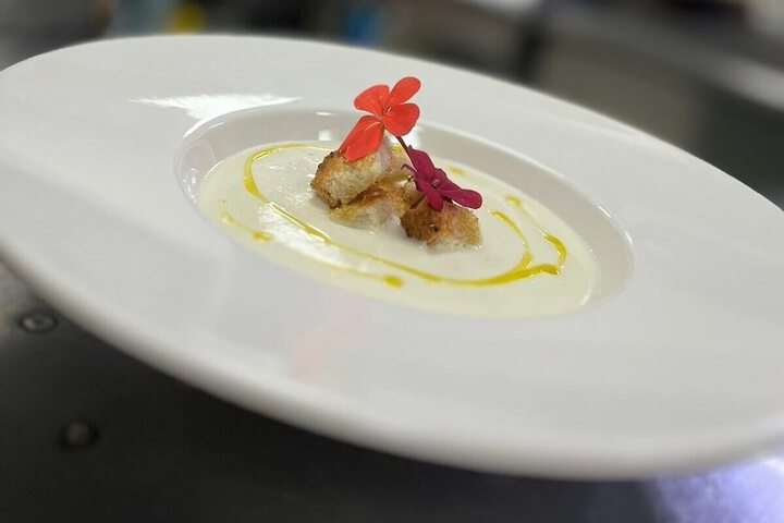 Dining 76 of 104