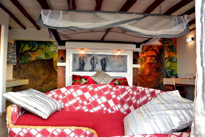 Room 4 of 26
