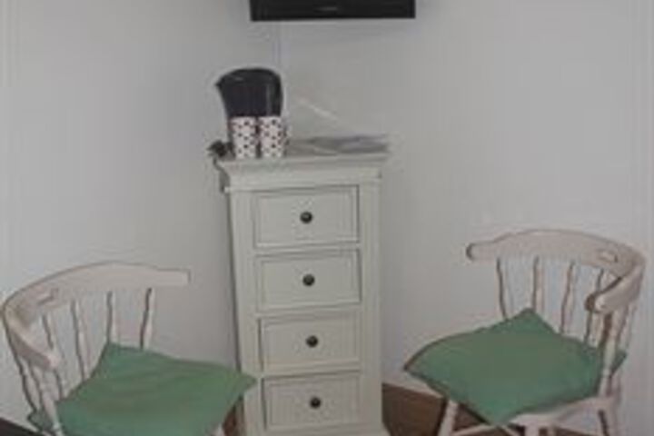 Room 14 of 21