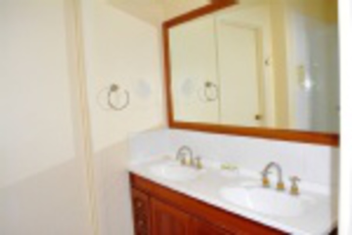 Room 281 of 768