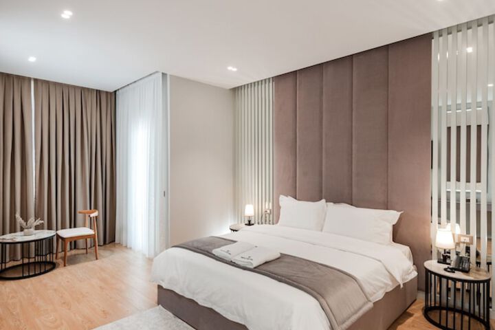 Room 32 of 115