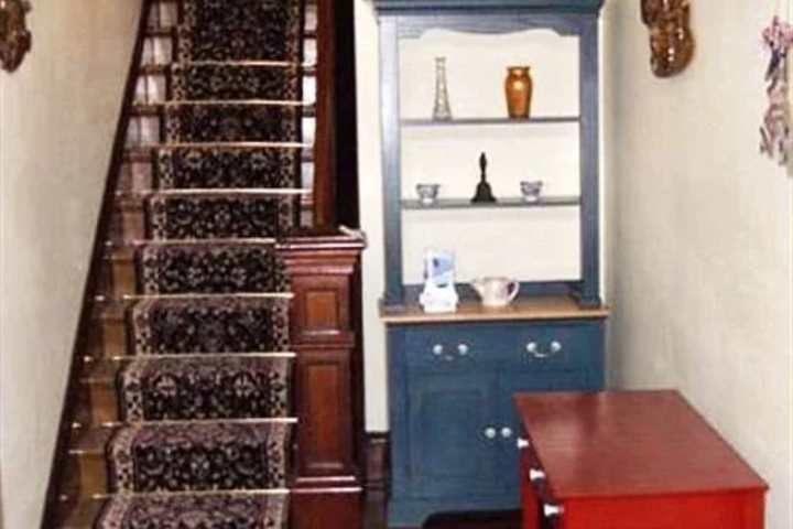 Room 2 of 14