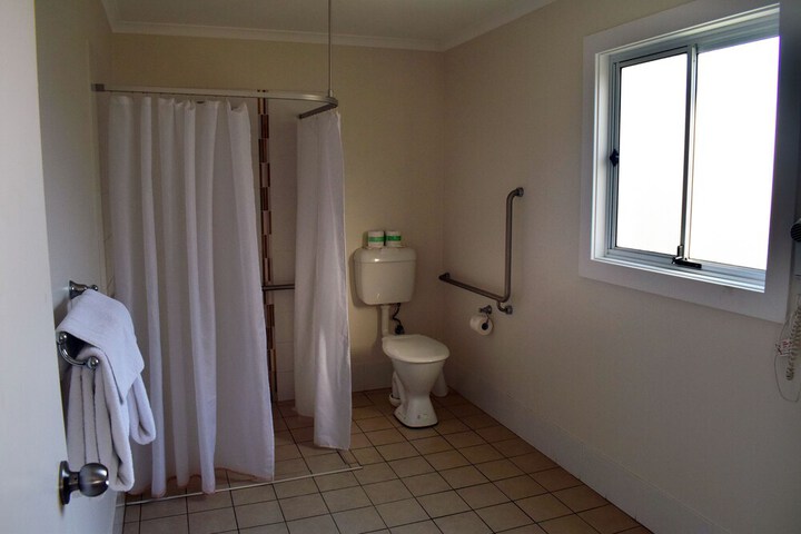 Room 33 of 45
