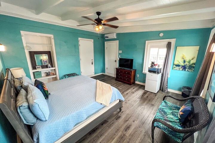 Room 45 of 171