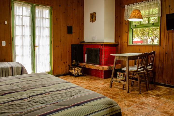 Room 3 of 9