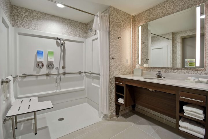 Bathroom shower