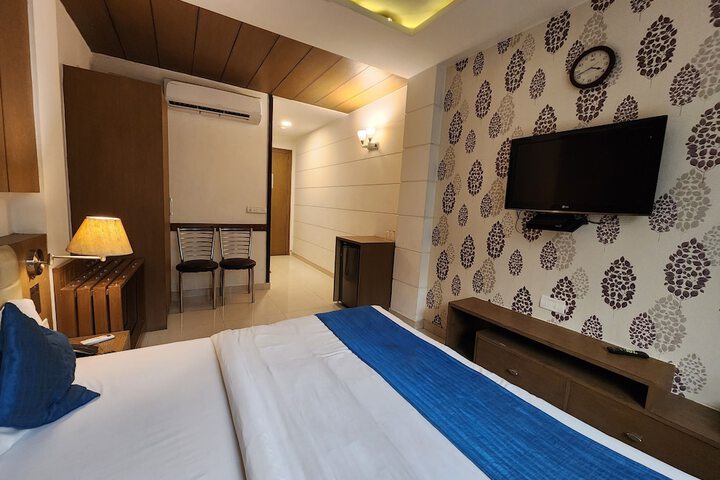 Room 20 of 48