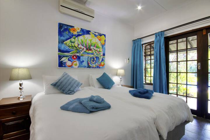 Room 8 of 42