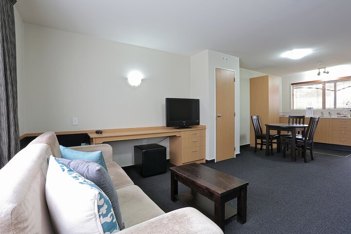 Room 9 of 41