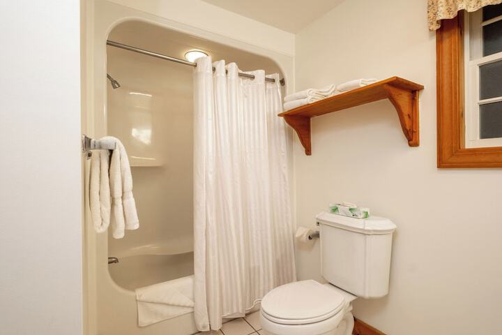 Room 138 of 173