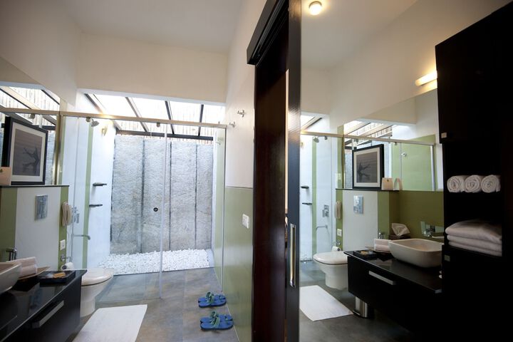Room 17 of 41
