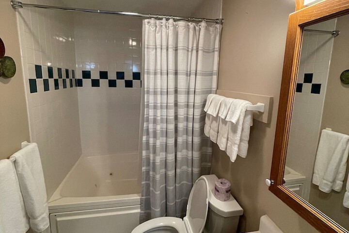 Room 14 of 35