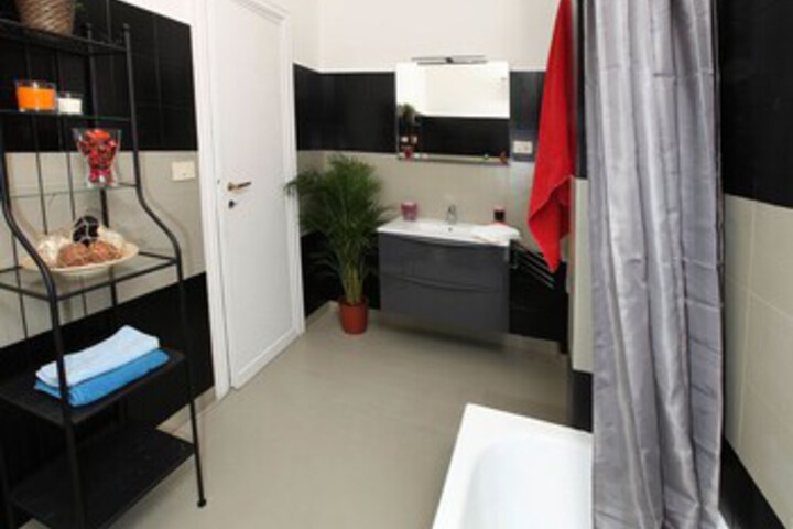 Room 2 of 13