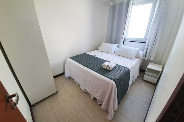 Room 6 of 42