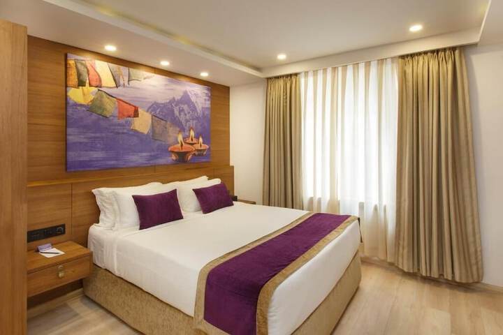 Room 7 of 30