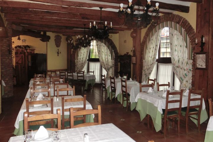 Dining Photos